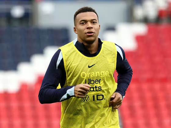 Mbappé, Azerbaycan karşısında Fransa kadrosunda