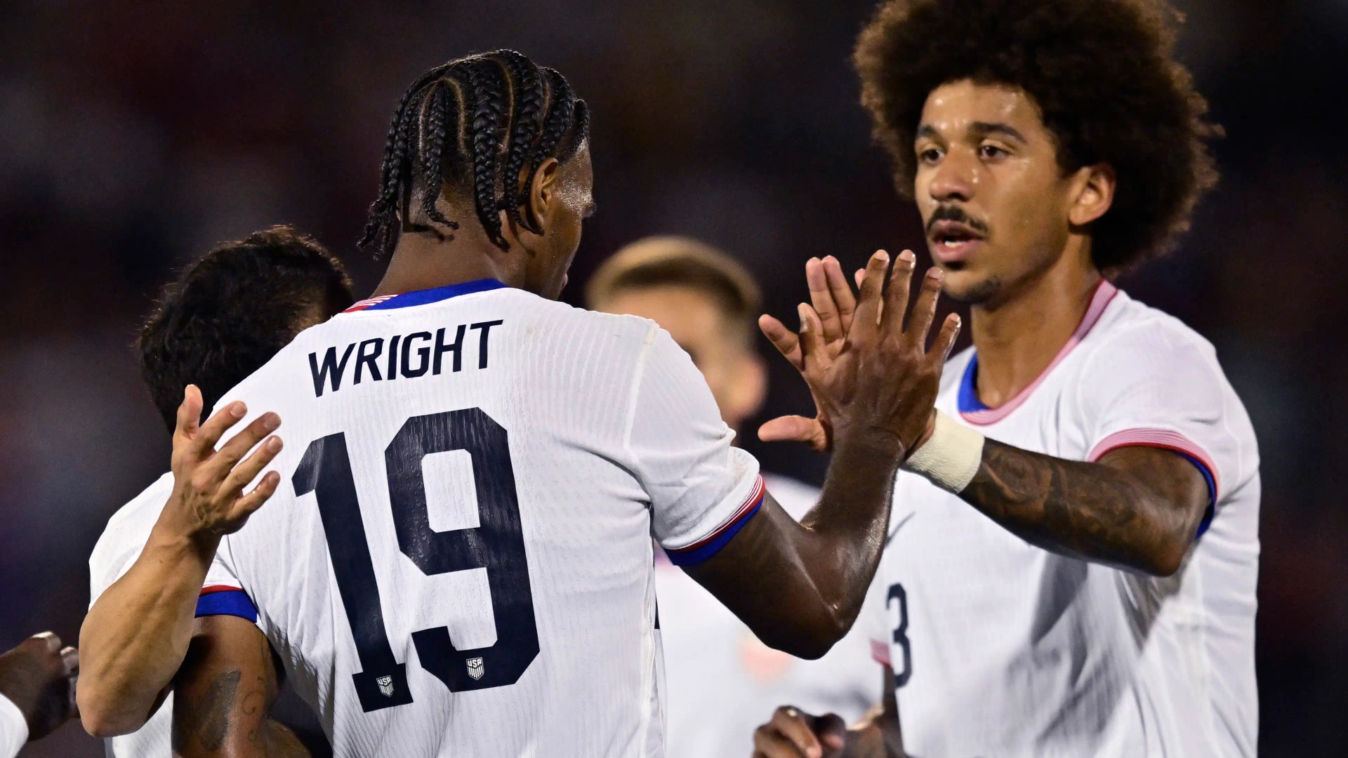 Lalas'tan Wright'a Övgü: Büyük Bir Şampiyon!