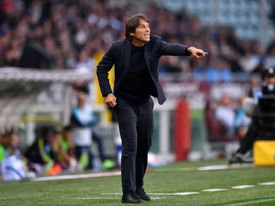 Conte'nin Çıkışı Napoli'de Deprem Yaratmadı, Yönetim Güven Tazeledi