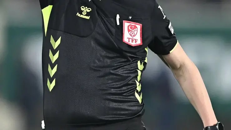 Süper Lig Hakemleri Belli Oldu Maçlar Nefes Kesecek
