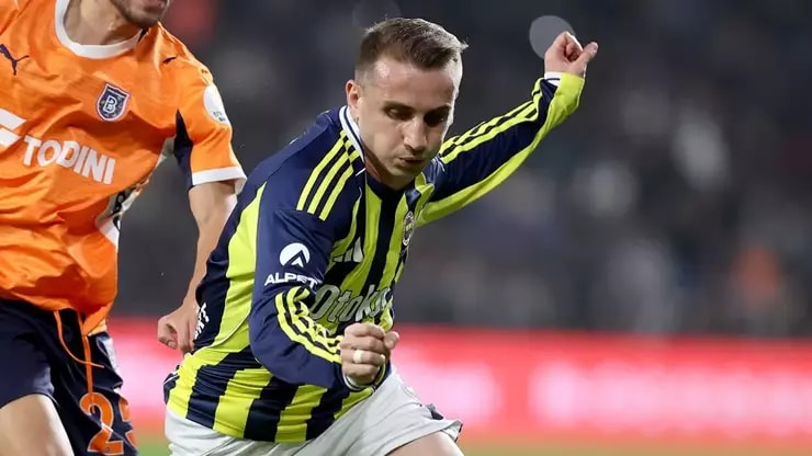 Kerem Aktürkoğlu'ndan Taraftara Özür Mesajı