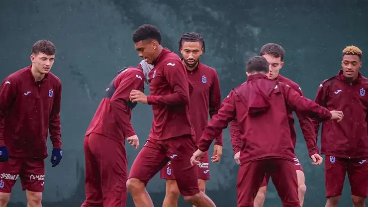 Trabzonspor Beşiktaş Derbisine Kilitlendi Onuachu'nun Yerine Kim?