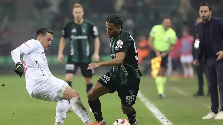 Kocaelispor Antalyasporu Devirdi: 2-0!