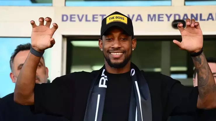 Beşiktaş'ın Yeni Kartalı: Amir Murillo İstanbul'da!