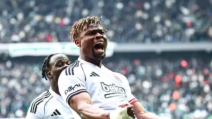 Agbadou Beşiktaş'ı Büyüledi: Transferde Tam İsabet!