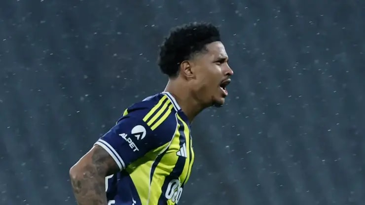 Fenerbahçe'de Oosterwolde Gururu: 100 Maça Doğru