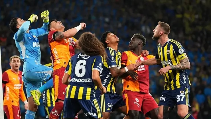 Galatasaray Fenerbahçe 406. Derbi: Türkiye Kilitlendi