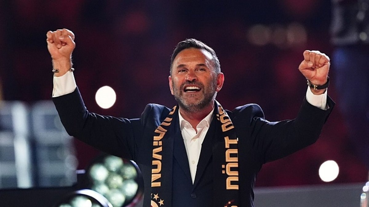 Galatasaray'dan Okan Buruk'a Dev Teklif: 4. Şampiyonluk Sonrası Yeni Hedefler