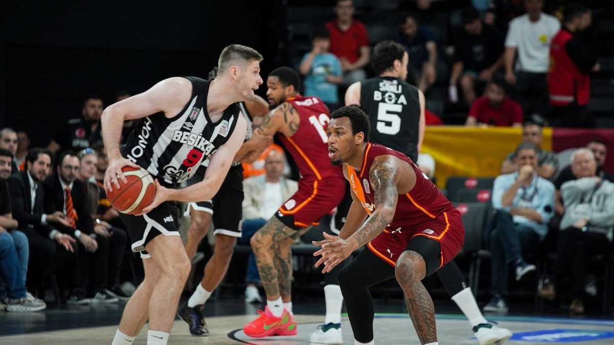 Beşiktaş GAİN - Galatasaray MCT Technic Derbisi: Yarı Final Bileti İçin Kritik Randevu