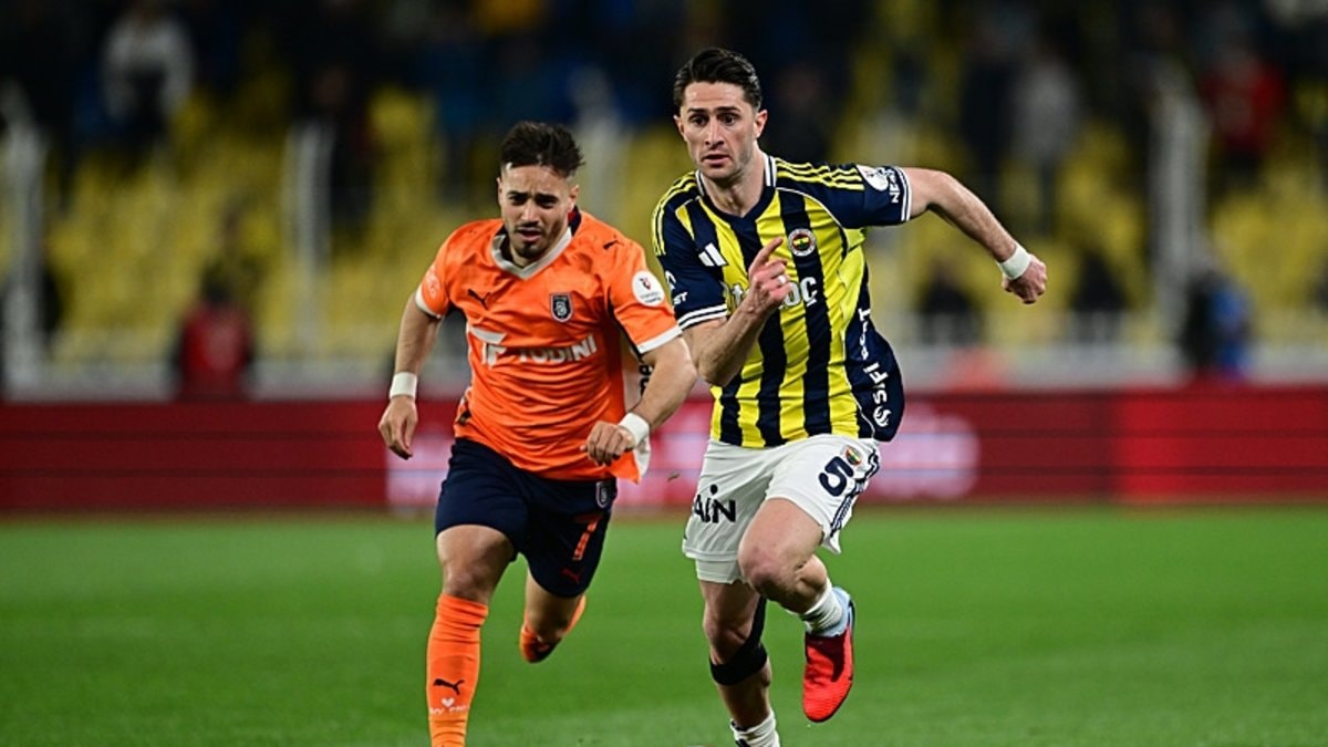 İsmail Yüksek'e Premier Lig Kancası: Fenerbahçe'de Yönetim Kararı Bekleniyor