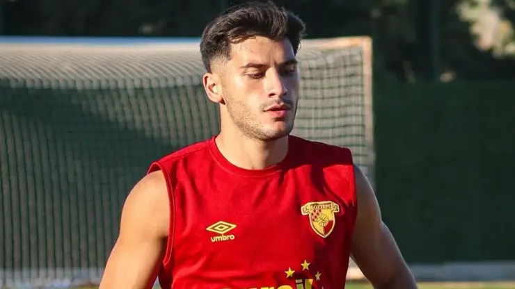 Kocaelispor, Göztepe'den serbest kalan Uğur Kaan Yıldız'a imza attırdı