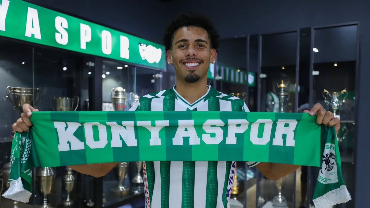 Konyaspor, Brezilyalı Genç Stoper Joao Pedro Da Mata'yı Kadrosuna Kattı