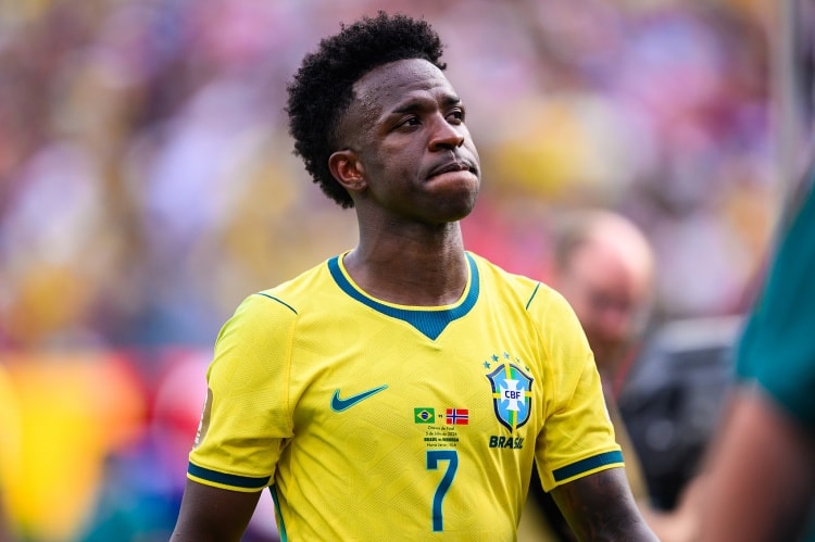 The Telegraph: Arsenal, Vinicius Jr. İçin Tarihi Bir Teklif Hazırlıyor!