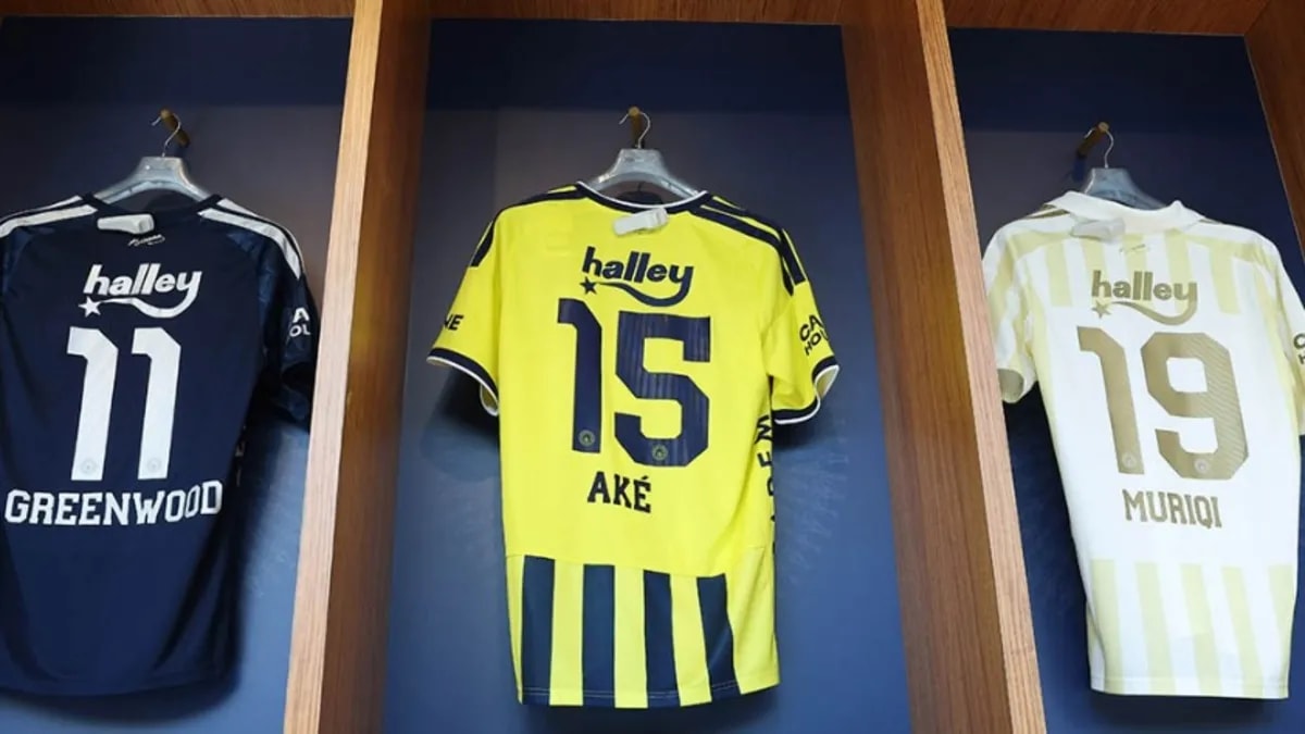 Fenerbahçe'de Üç Yeni İsim: Greenwood, Ake ve Muric Formaları Taraftarla Buluştu