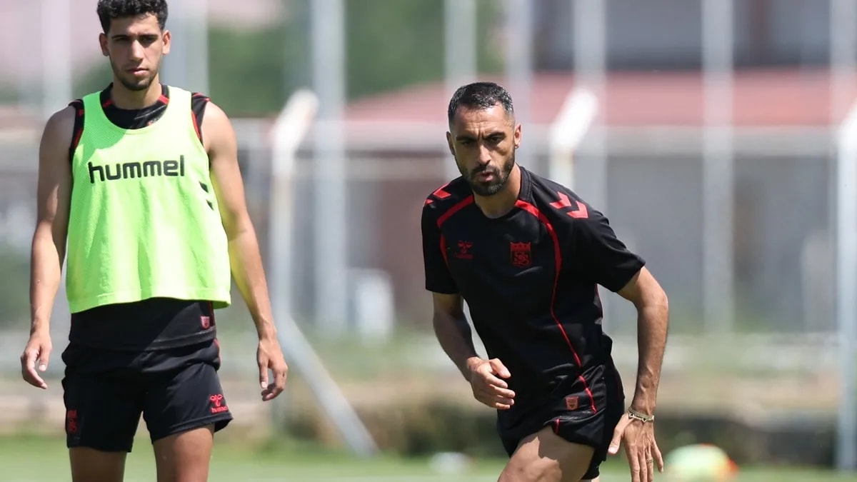 Sivasspor Kaptanı Uğur Çiftçi Yeni Sezon Öncesi İddialı Konuştu