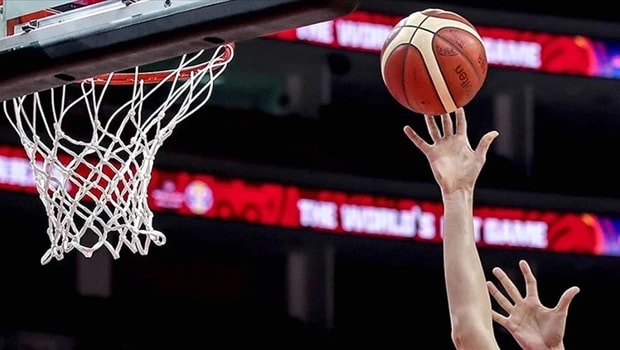 FIBA Basketbolda Kural Değişikliklerine Gitti: Yeni Dönem Başlıyor