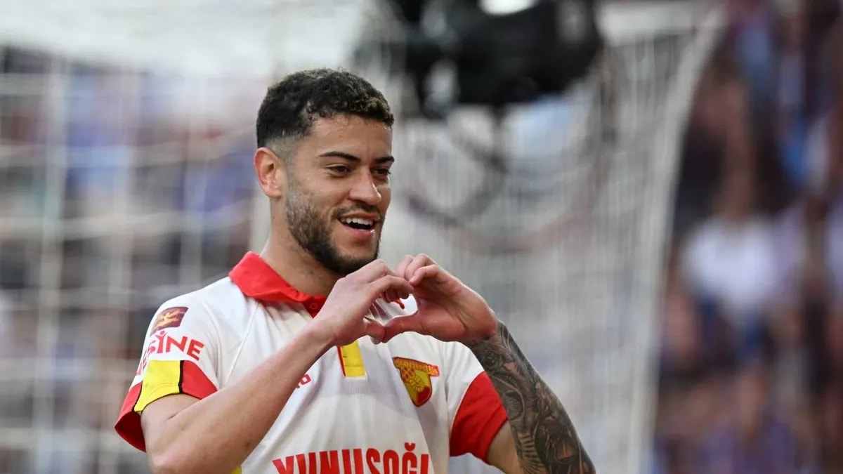 Galatasaray Forvet Transferinde Romulo'ya Yöneldi: İşte Detaylar