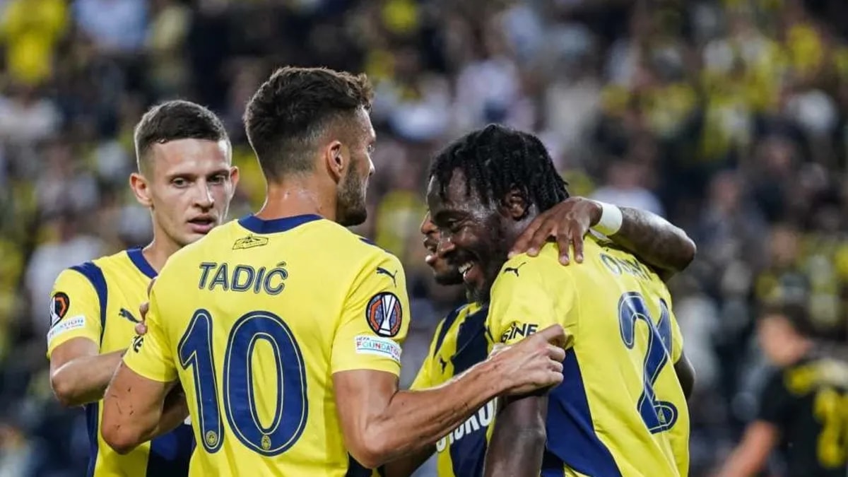 Fenerbahçe'de Eski Yıldız Geri Dönüyor İddiası: Kartal ile Görüşme
