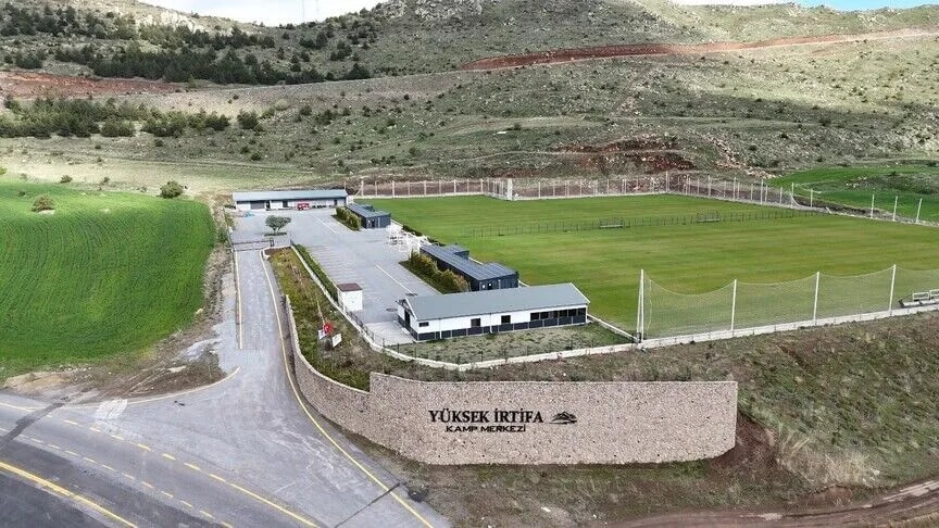Süper Lig ve 1. Lig Ekipleri Erciyes'te Yeni Sezon İçin Güç Depoluyor