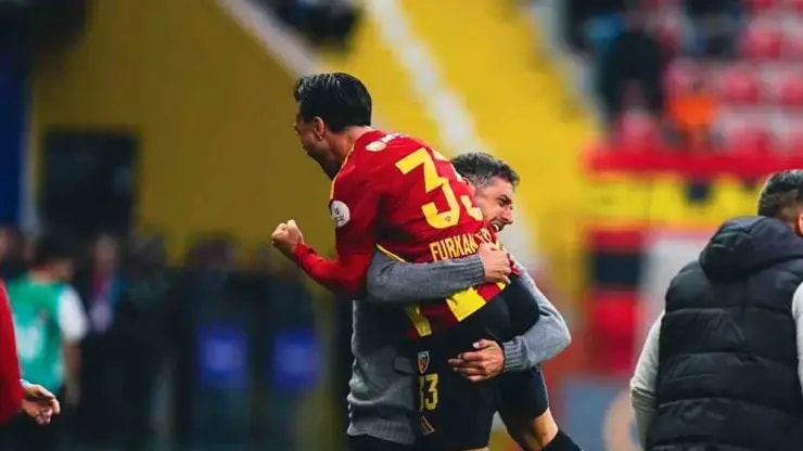 Furkan Soyalp Kayserispor'a veda etti