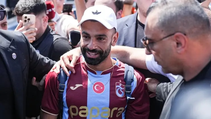 Trabzonspor'un Salah maliyeti KAP'ta! Mısırlı yıldızın maaşı ortaya çıktı