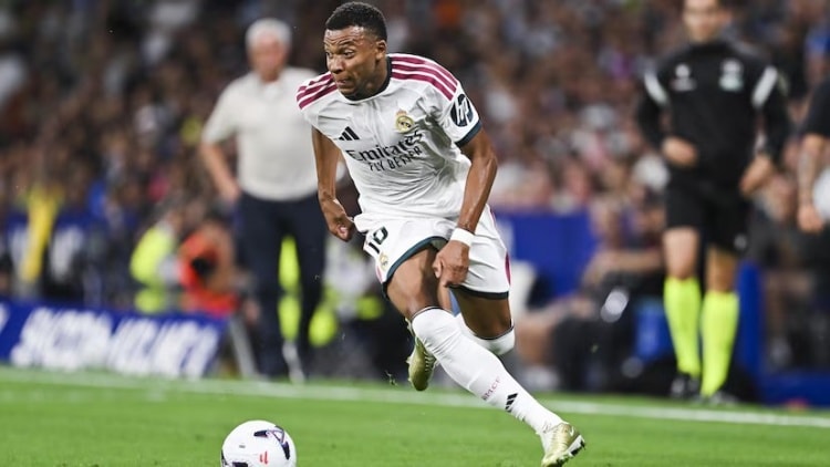 BR'dan Zehir Zemberek Eleştiri! Yeni Sezonun En Çirkin Formaları Seçildi: Real Madrid (İç Saha), Tottenham (Deplasman) ve Newcastle (Deplasman) da Var.