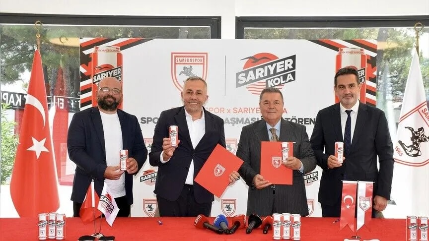 Samsunspor, Yeni Sezon Öncesi Sarıyer Kola ile Konç Sponsorluğu Anlaşması İmzaladı