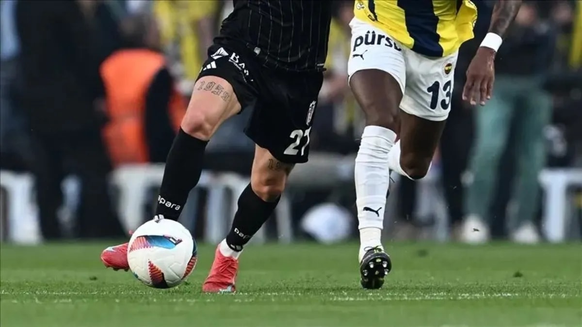 Beşiktaş'tan Fenerbahçe'nin İki Futbolcusuna Transfer Kancası İddiası