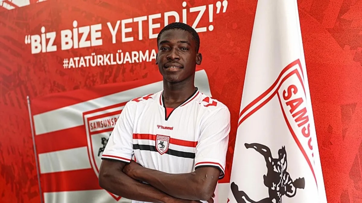 Samsunspor, Çadlı Genç Orta Saha Mbaitoloum Daniel ile 5 Yıllık Sözleşme İmzaladı