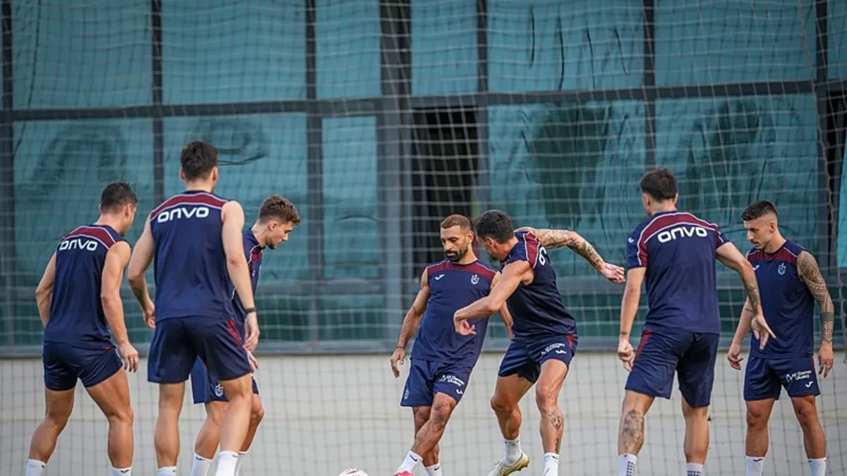 Trabzonspor'un Kasımpaşa Maçı Kafilesi Trendyol Süper Lig Öncesi Belli Oldu