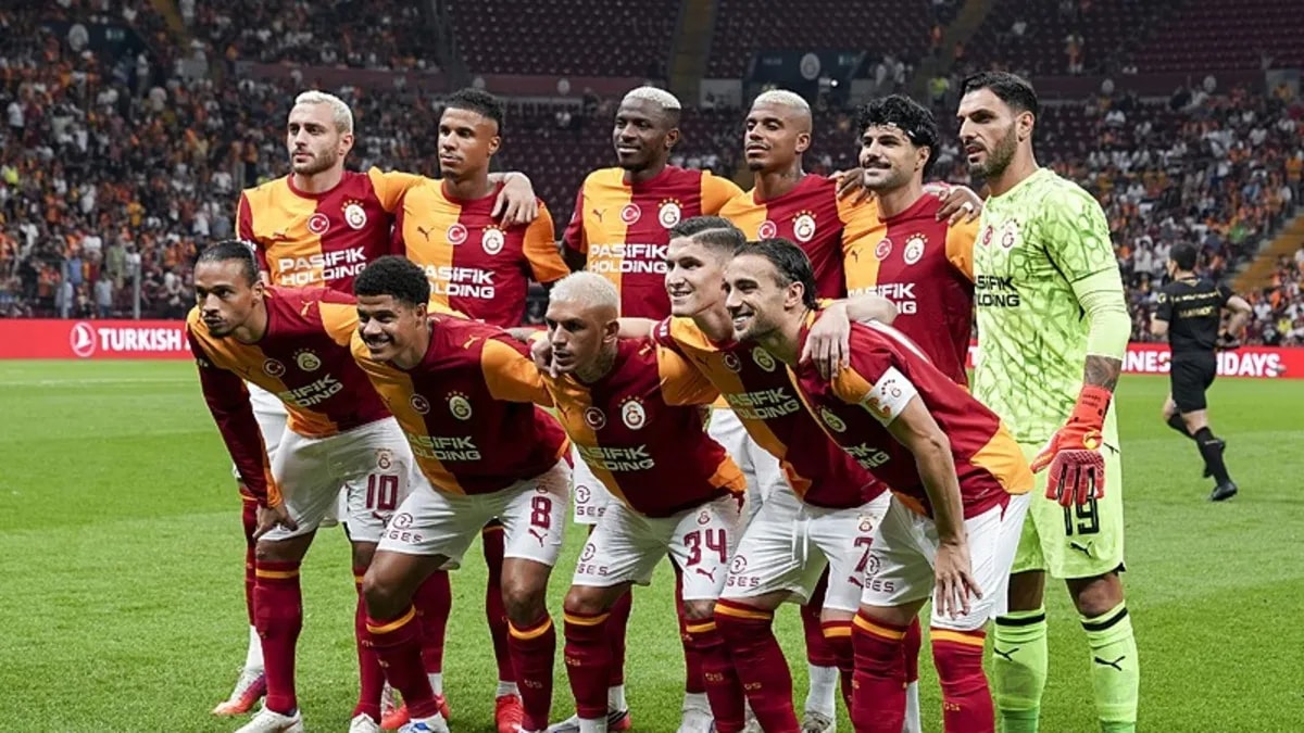 Galatasaray'dan Üç İsme Transfer Kancası: Jakobs, Sallai ve Sara Gündemde
