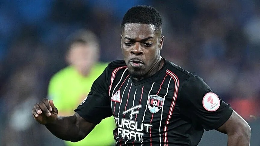 Alanyaspor, Kamerunlu Santrfor Ivan Cedric'i Kadrosuna Kattı