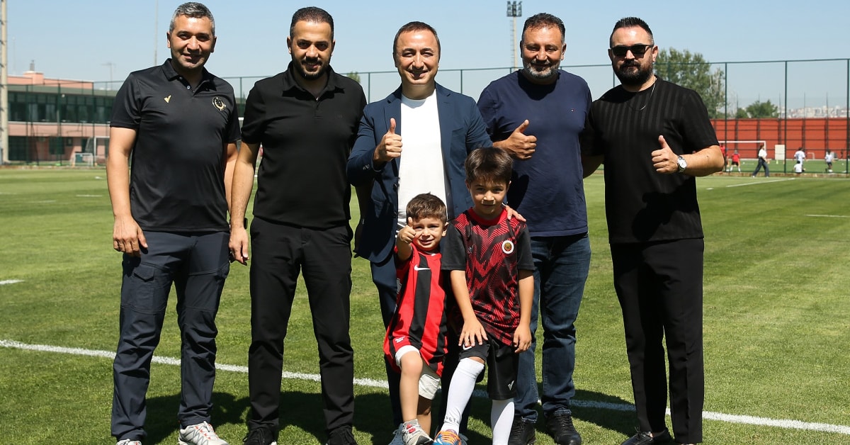 Minik Göktuğ, Fenerbahçe Maçı Sonrası Gençlerbirliği'ni Ziyaret Etti
