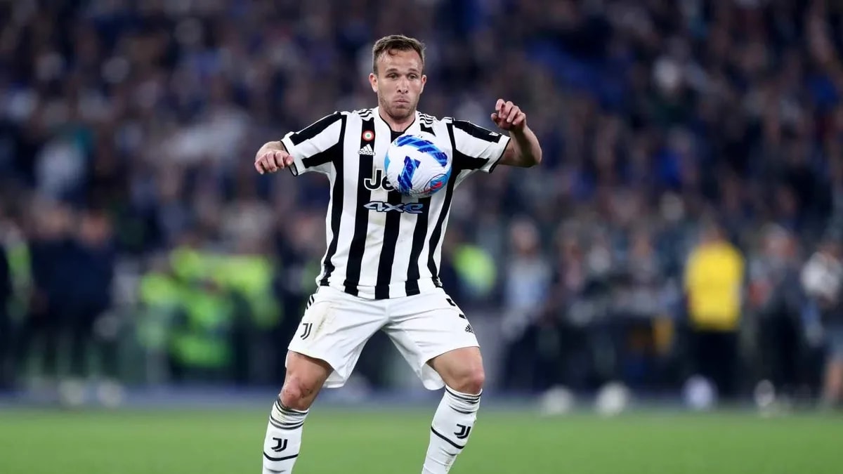 Beşiktaş'ın Transfer Gündemindeki Arthur Melo, Juventus'tan Ayrıldı