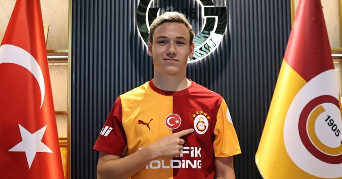Galatasaray Tarih Yazdı: Aleksey Batrakov İlk Rus Futbolcu Oldu
