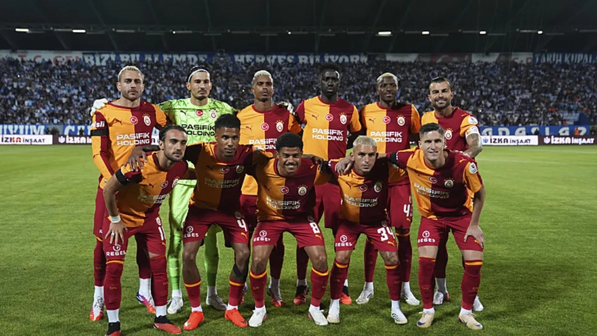 Galatasaray'da Victor Osimhen İçin Radikal Karar: Teklifler Değerlendirilecek