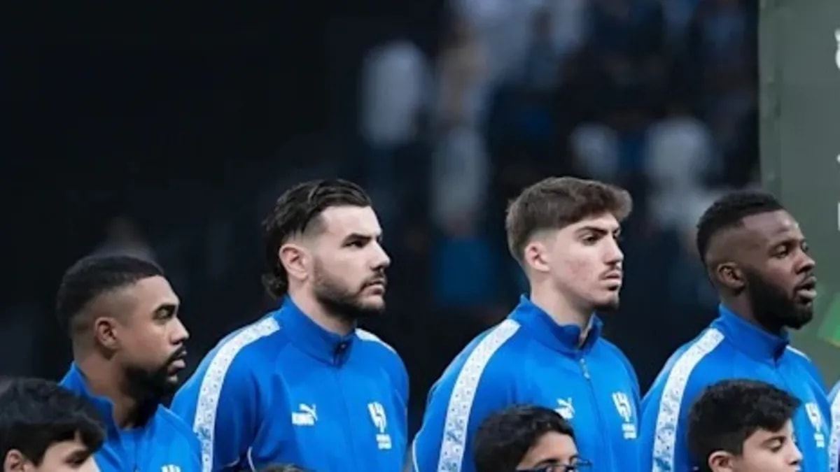 Fenerbahçe'den Savunma Hamlesi: Al Hilal ile Transfer Görüşmeleri Başladı