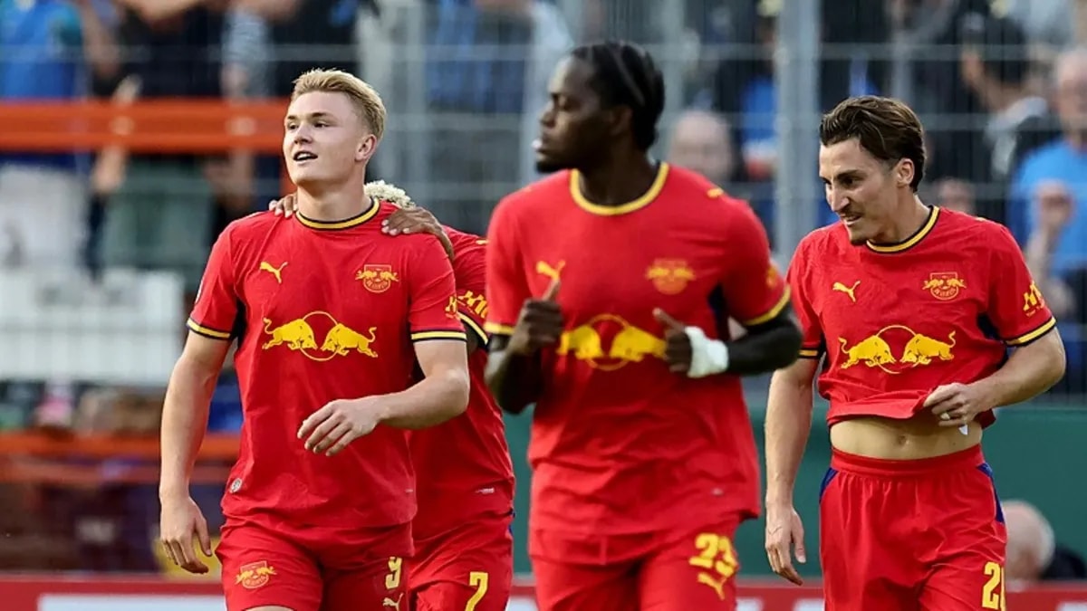 Galatasaray, Ermedin Demirovic Transferinde Stuttgart ile Anlaşmaya Vardı