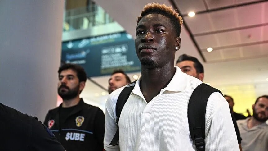 Fenerbahçe'nin Yeni Transfer Adayı Ganalı Milli Futbolcu Oppong İstanbul'da