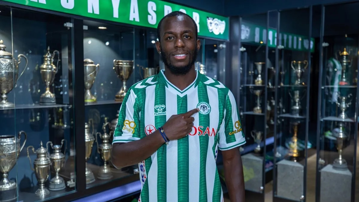 TÜMOSAN Konyaspor, Fransız Kanat Oyuncusu Jean-Luc Dompe ile 2 Yıllık Sözleşme İmzaladı
