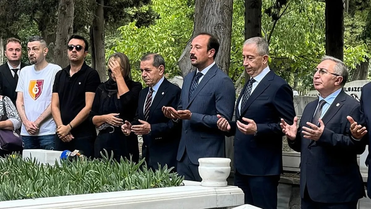 Galatasaray Efsanesi Metin Oktay Vefatının 35. Yılında Anıldı