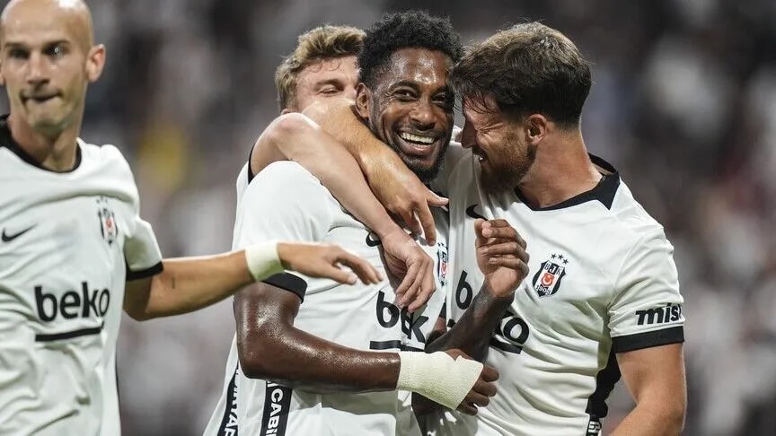 Beşiktaş, Avrupa Ligi'ne Marsilya Karşısında Başlıyor: Vlahovic Golleriyle Umut Veriyor
