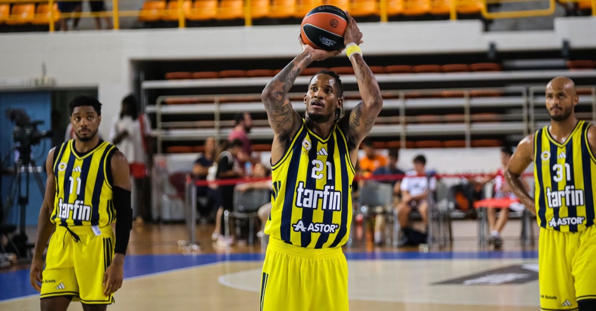 Fenerbahçe Tarfin, EuroLeague Süper Kupası Yarı Finali İçin Olympiakos Maçına Hazır