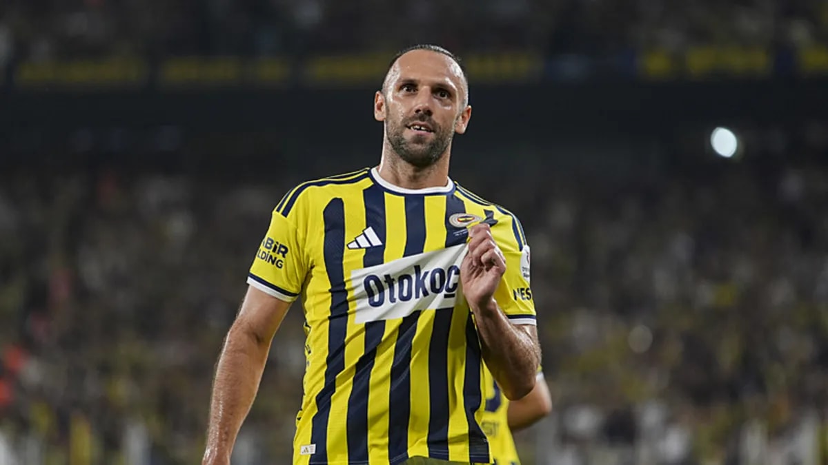 Fenerbahçe-Eyüpspor Maçında VAR Kararıyla Penaltı: Vedat Muriqi Öne Çıktı