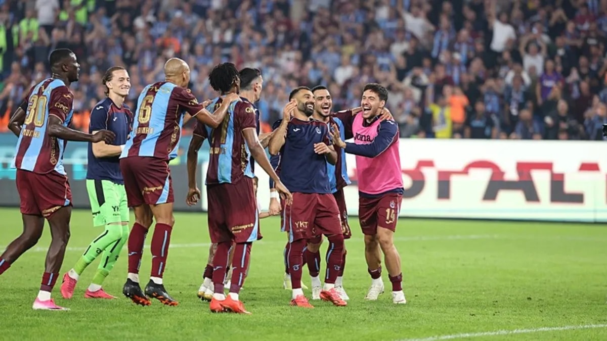 Trabzonspor'da İç Saha Gücü, Deplasman Zayıflığı Dikkat Çekiyor