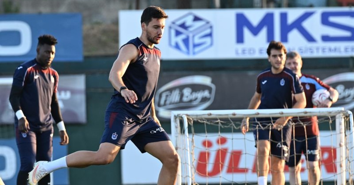 Trabzonspor'dan Umut Nayir Açıklaması: Sağ Uylukta Kanama ve Ödem Tespit Edildi