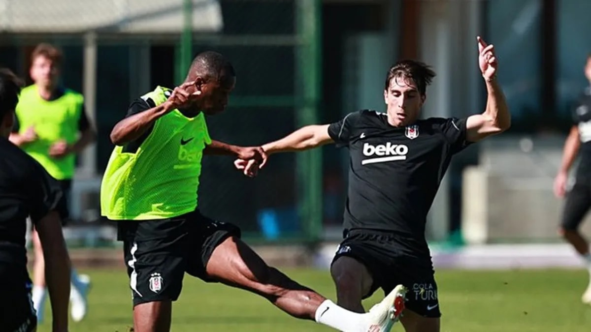 Beşiktaş, Trendyol Süper Lig'de Kocaelispor Karşısında Puan Avında
