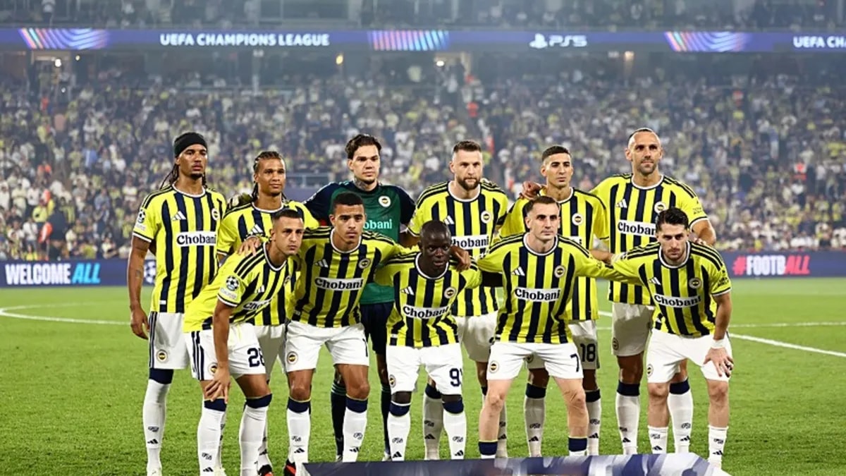 Fenerbahçe'de İsmail Kartal'dan Aston Villa Maçı İçin Kritik 11 Kararı