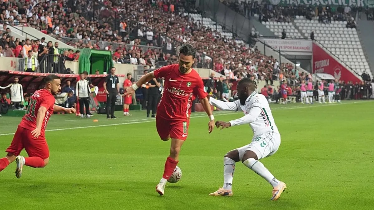 Konyaspor'da Düşüş Süper Lig'de Sürüyor: Amed SK Mağlubiyeti ve Puan Durumu Alarmı