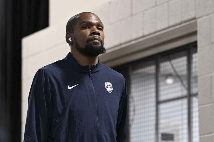 Kevin Durant: 2028 Olimpiyatları'nda Eğer Hala Kendim Gibiysem, Kenarda Oturan Bir Veteran Olmak İstemem